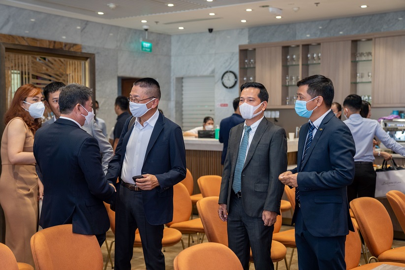 lễ ký kết thỏa thuận hợp tác giữa Nam Long với Tập đoàn QH Plus
